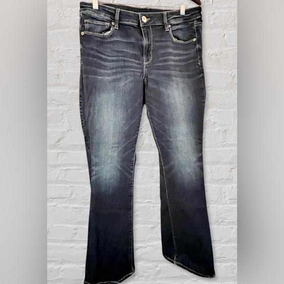 American Eagle Outfitters Denim - NWOT, “American Eagle Outfitters", Dark-Wash Skinny-Kick Jean (14S)